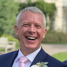 Lee Knowles